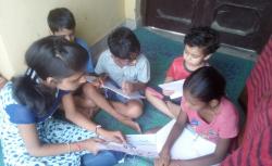 Teaching session , Shakarpur , Dellhi-2018-06-29-1